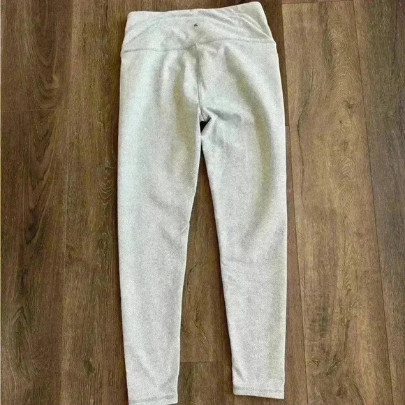 Kyodan Outdoor pants.  Women’s size medium. Grey and white in color. - Picture 5 of 10